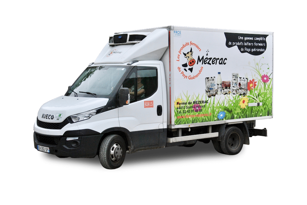 livraisons-loire-atlantique-ferme-mezerac-produits-laitiers-laitiers